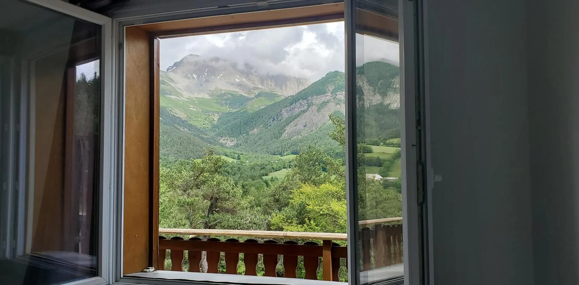 Cosy Appart A La Montagne Seyne Apartment